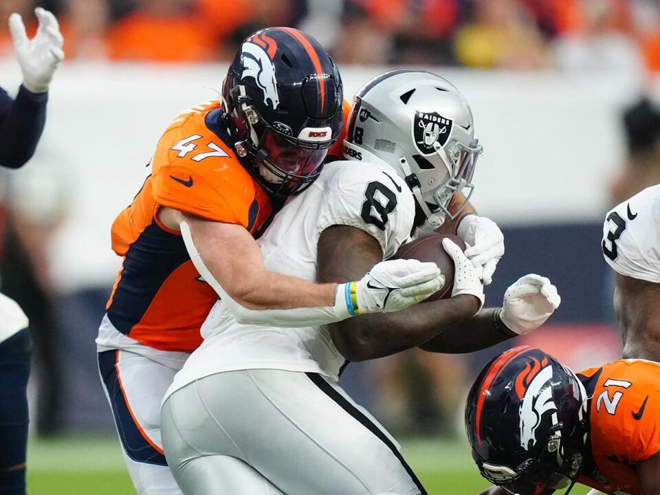 Broncos vs Raiders betting odds for Week 18