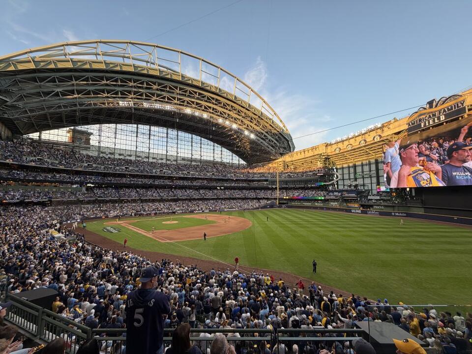 Brewers Watch Party Tickets Sell Out in Minutes, Resale Prices Soar ...