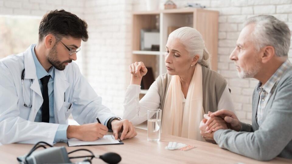 Hospitals keep dropping Medicare Advantage plans over payment fights, and some seniors will need new doctors in 2027