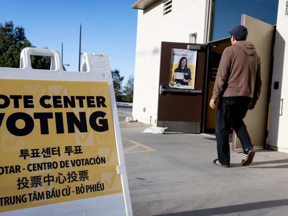 When do Election Day 2024 polls close in California?