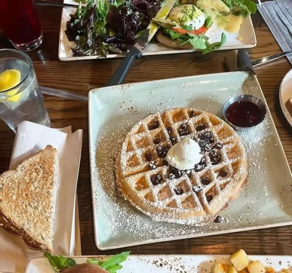 Florida Based Breakfast Chain Opens First Massachusetts Locations ...
