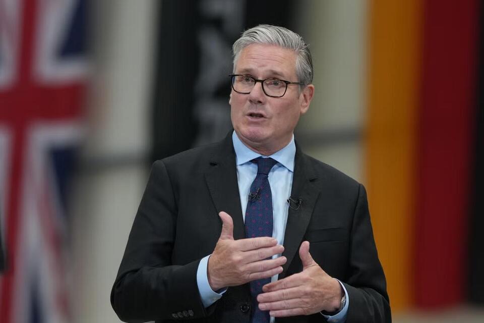 Starmer ‘set to announce under-16s social media ban'