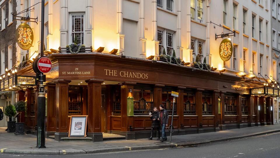 Andy Burnham reveals the three London pubs he’ll always love