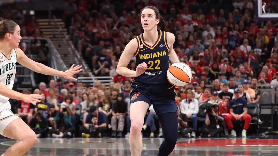 Caitlin Clark smacked in the face by WNBA legend after getting foul that could trigger fine in big win