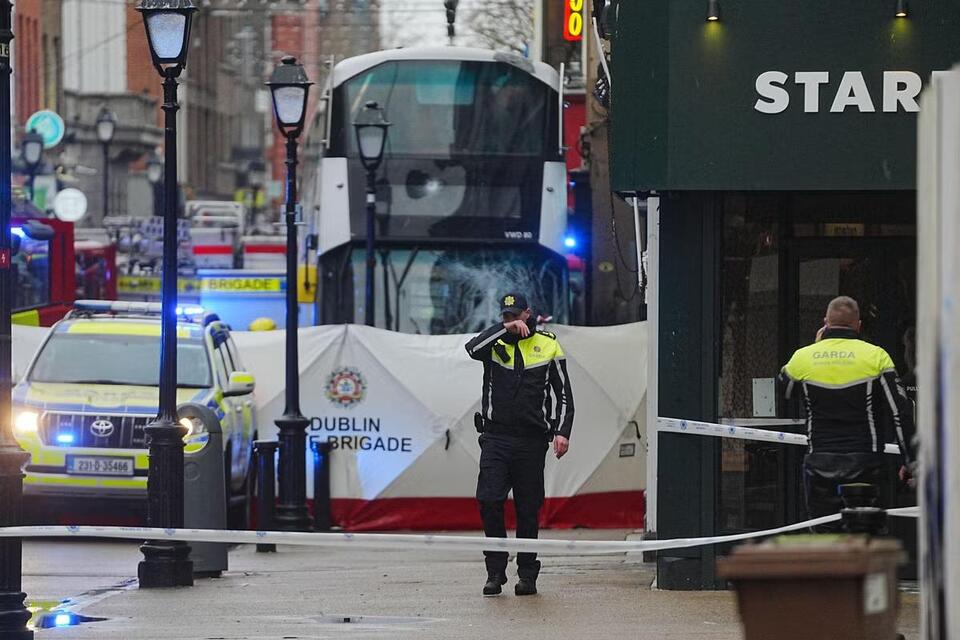 Person dead after bus crash in Dublin city centre - NewsBreak