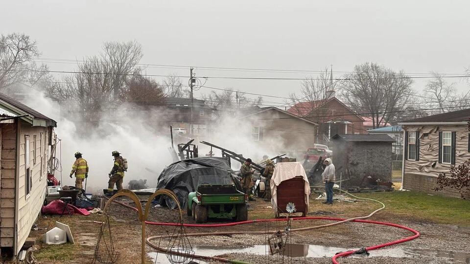 Crews respond to structure fire Tuesday morning in Kanawha County ...