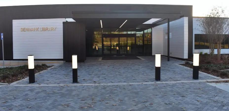 New Denmark Library Opens Thursday in Forsyth County - NewsBreak