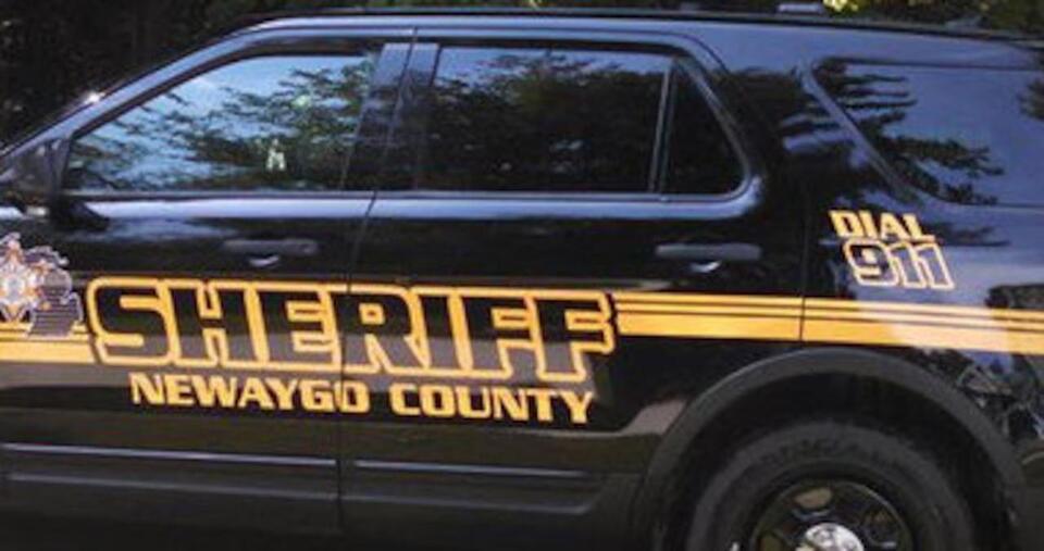 West Michigan man arrested after 3-hour standoff with police while ...