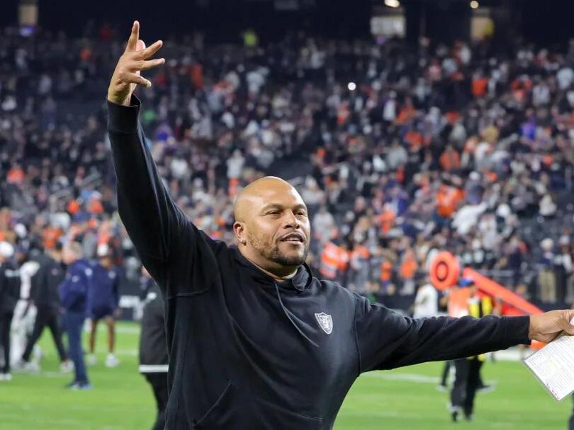 Raiders news Who benefits most from the Antonio Pierce's hiring?