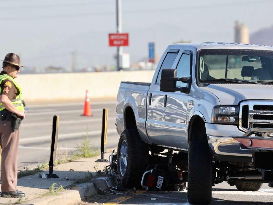 Motorcyclist critically injured in South Salt Lake crash