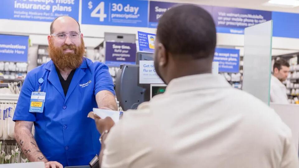 Walmart celebrates 20 years of $4 generics - NewsBreak