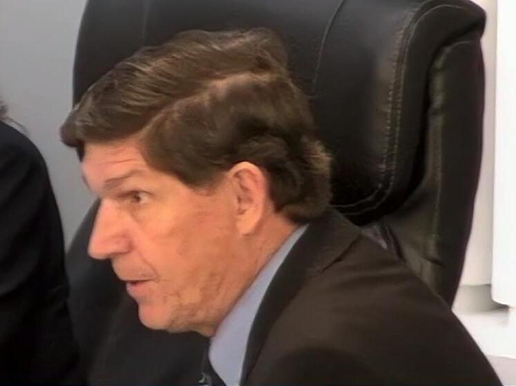 Venice gives initial OK to keep tax rate the same