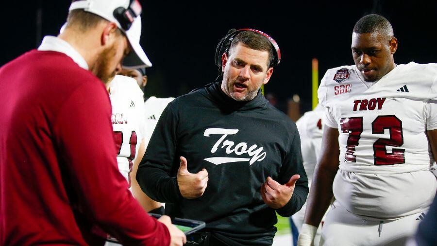 Previewing Utah State football’s 2026 schedule: Troy Trojans