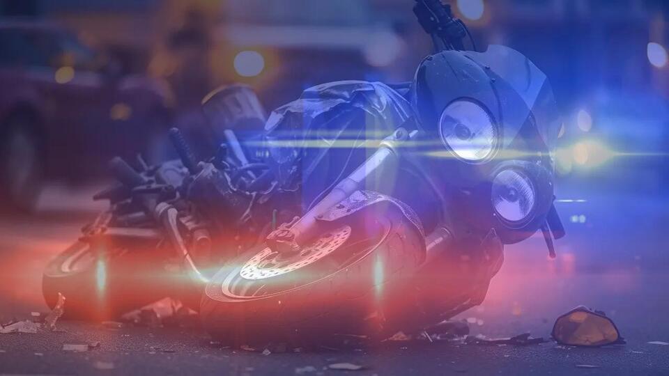 17-year-old motorcyclist dead after crash