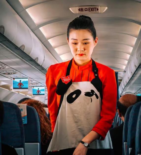 Think You’re a Polite Passenger? Flight Attendants Notice These 7 ...
