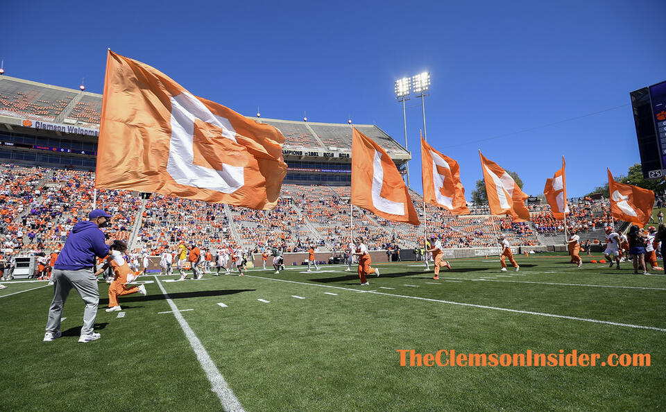 Watch 2026 Clemson Spring Game Highlights NewsBreak 3xceO9 1ARgSgZ300