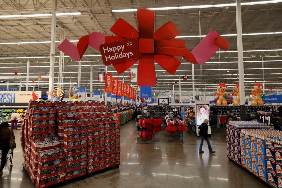 Holiday shopping 2024 Store hours for Christmas Eve and Christmas Day