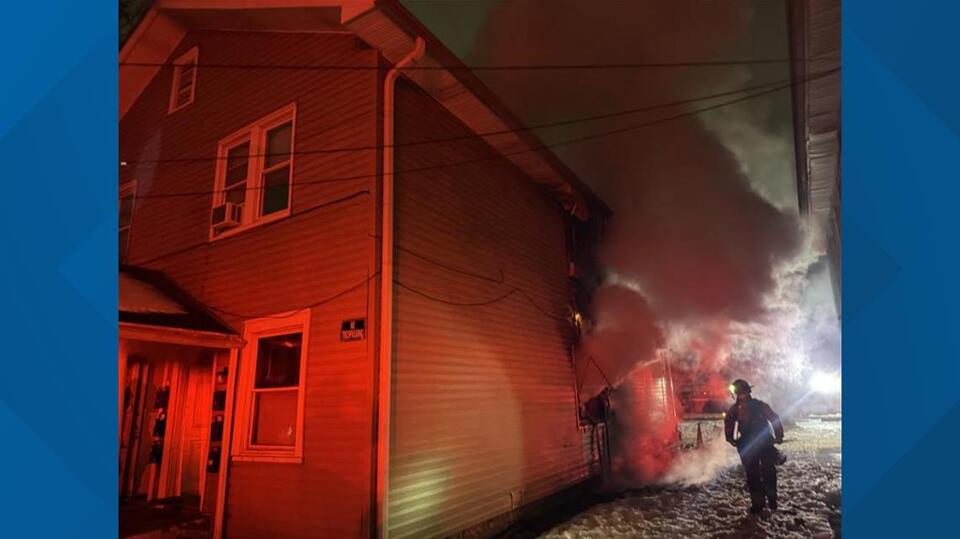 Twelve displaced after apartment fire in Louisville Saturday morning ...
