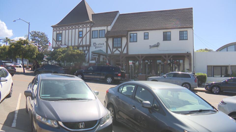 Bounced paychecks leave Del Mar restaurant workers struggling to pay ...