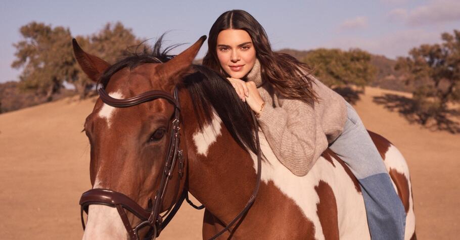 Kendall Jenner’s Latest Campaign Is Set on a Horse Ranch – NewsBreak