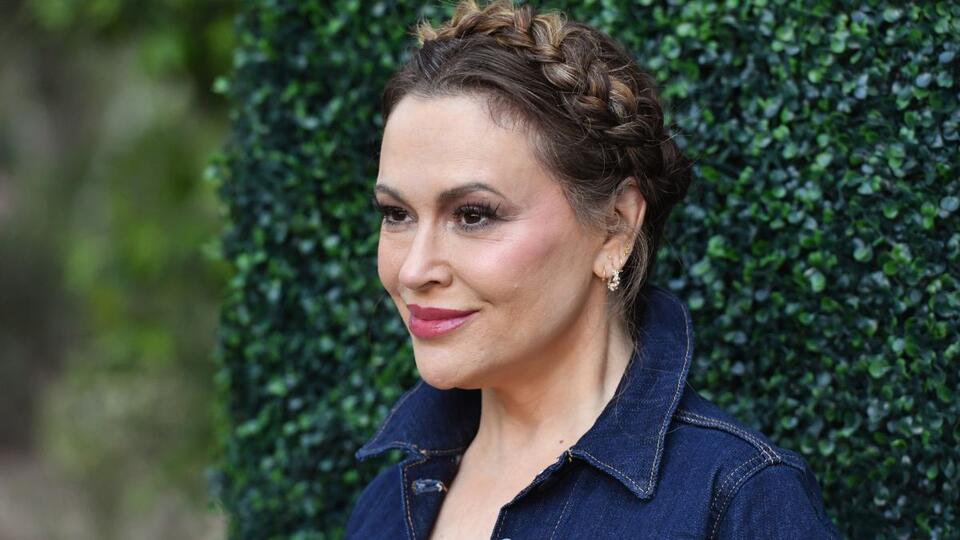 Alyssa Milano Slams Megyn Kelly for Mocking Cornell Jane Doe’s Body ...