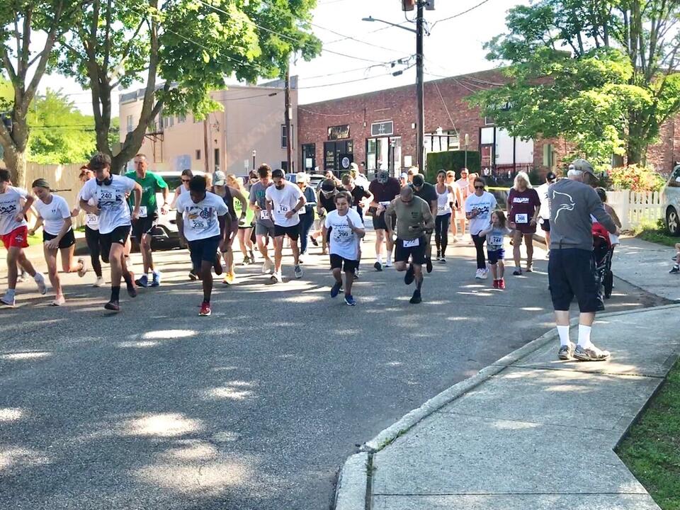 Moriches Community Center hosts Anthony Parlato Memorial 5K Run/Walk