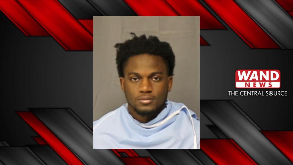 Man sentenced to 100 years for deadly stabbing in Champaign - NewsBreak