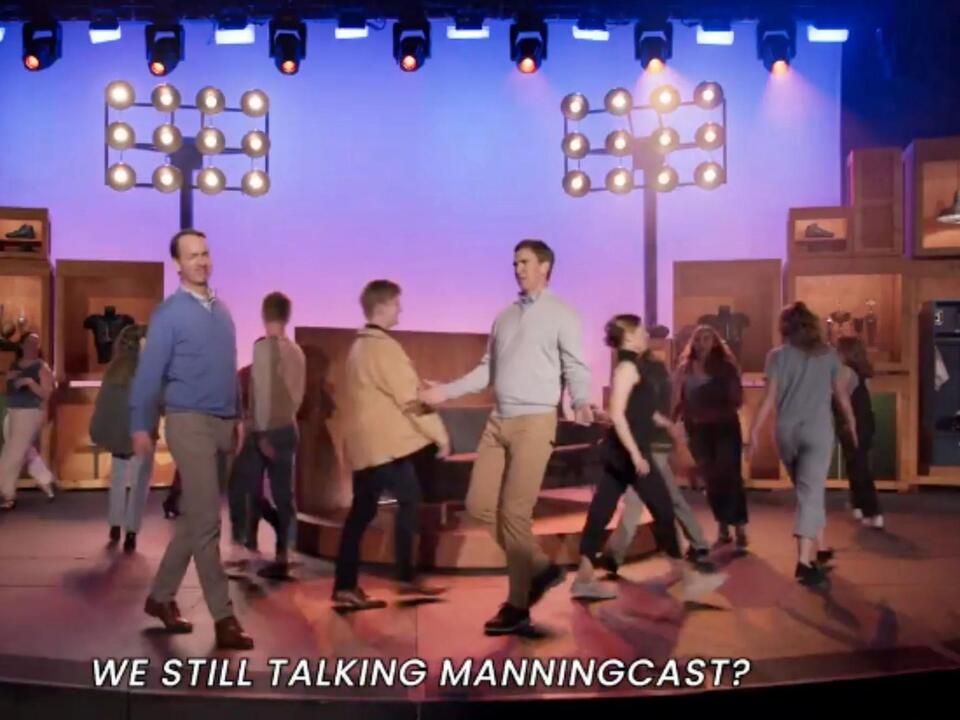 Peyton, Eli Manning drop starstudded ‘ManningCast’ musical ahead of