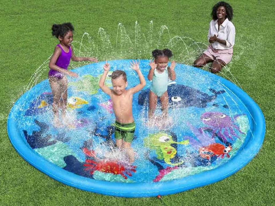 This 30 Costco splash pad that just dropped will keep your kids busy