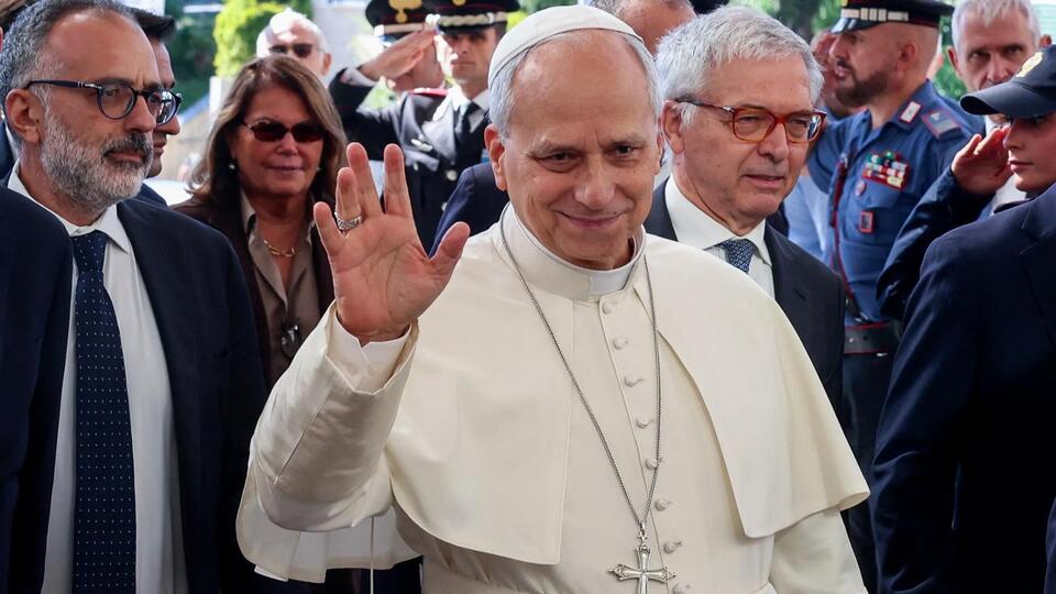 Did Pope Leo smoke? Pontiff diagnosed with lung cancer - NewsBreak
