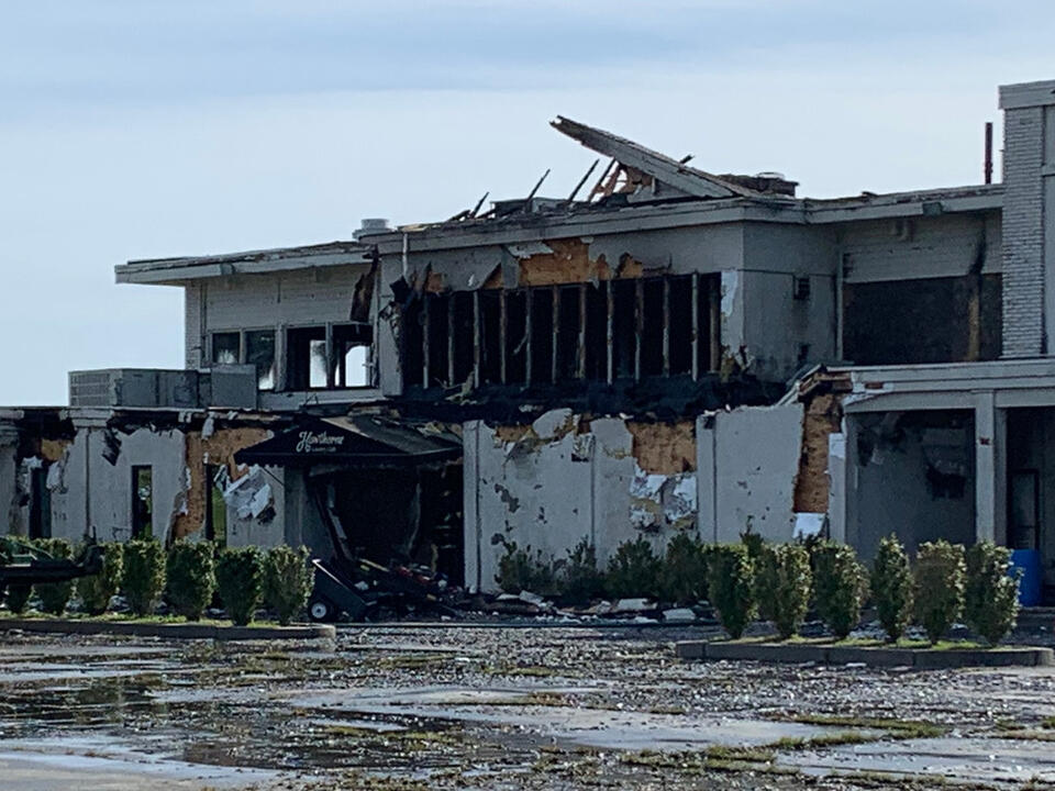 Dartmouth fire destroys former country club