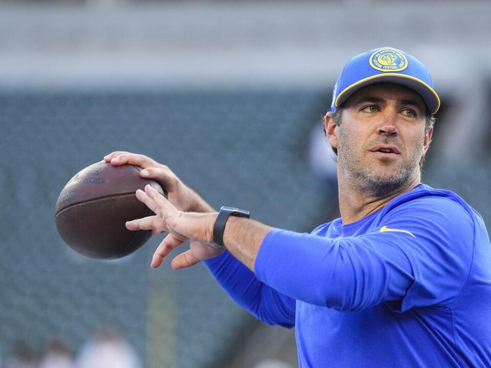 Falcons hire Zac Robinson as offensive coordinator