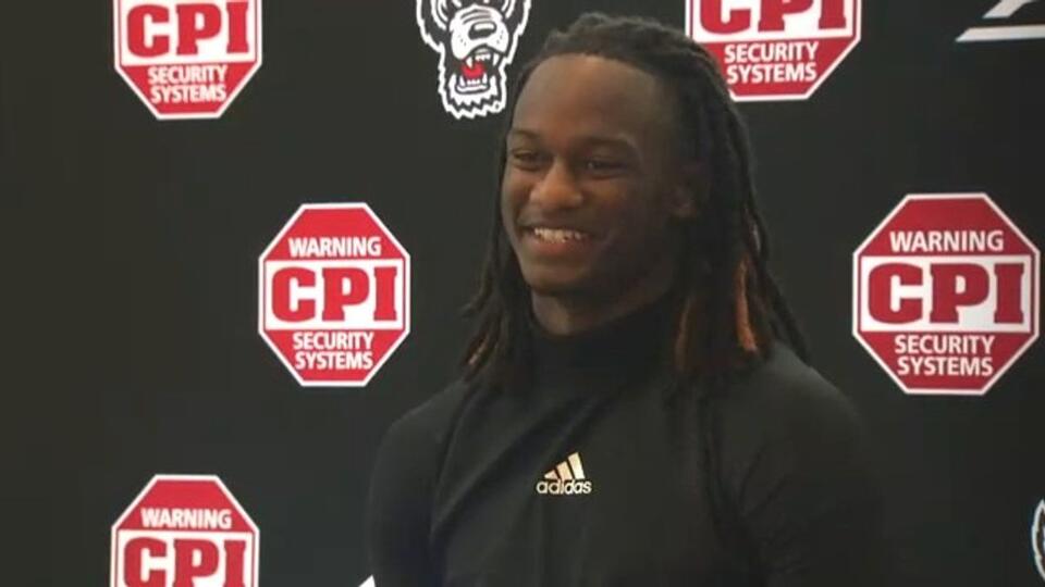 CJ Bailey owns final-play fumble, gets support from NFL greats