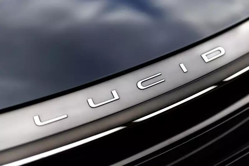 LCID Stock Stays Flat After-Hours On Q3 Sales Dip While TSLA, RIVN Beat ...