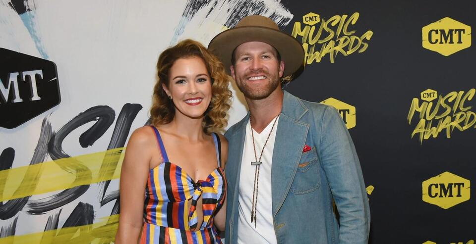 Country Music Star and Wife Grieve the Loss of Their 29-Week-Old ...
