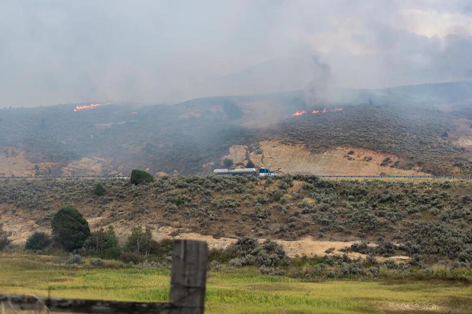 Apparent lightning fire near Echo Creek Ranch Road held to under 11 ...
