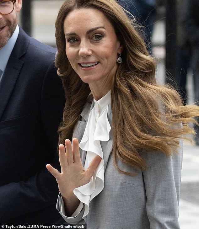 How Kate Middleton is bringing back the Sloane Ranger look back - NewsBreak