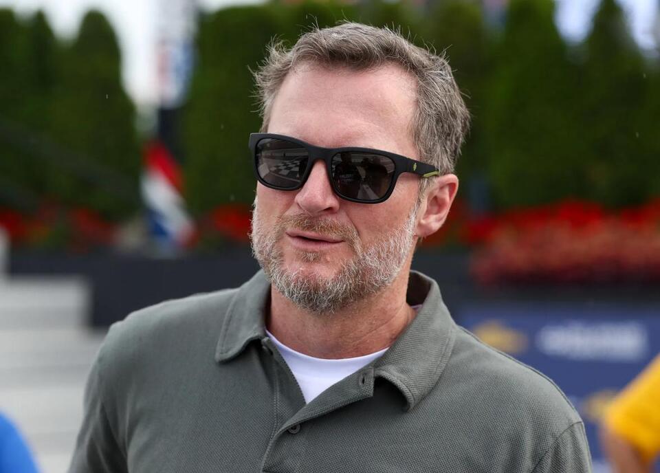 Dale Earnhardt Jr. Issues Stark Warning As Kyle Larson Threatens To ...