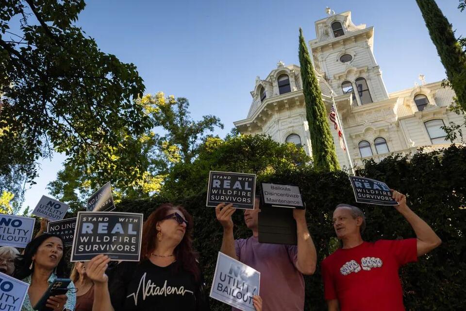 With clock ticking, California lawmakers reject key parts of Newsom’s wildfire plan