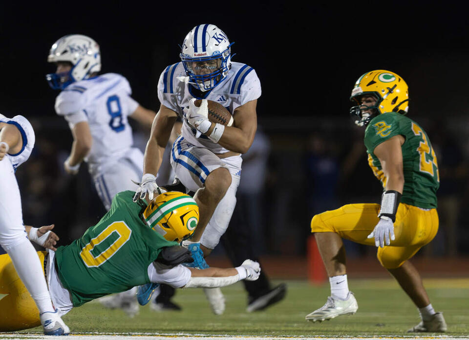 Defense decides the Holy War as Kapaun football outlasts Bishop Carroll ...