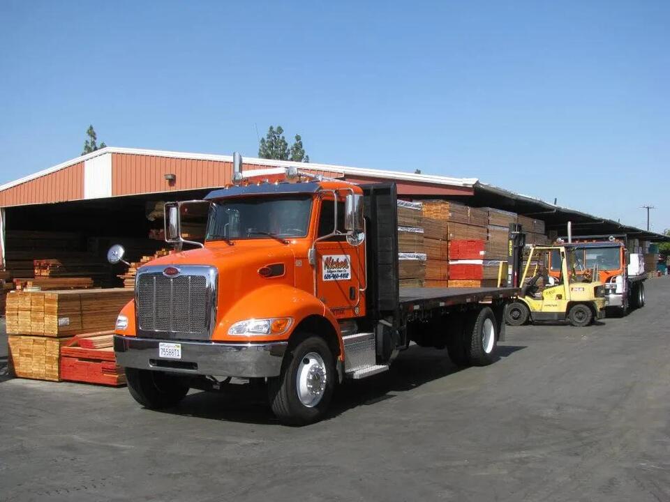 GANAHL ACQUIRING NICHOLS LUMBER - NewsBreak