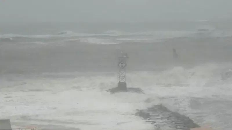 Ocean City warns of flooding, high winds as high tides prompt road ...