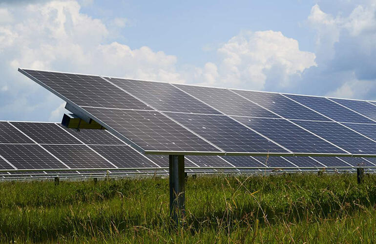 EDP Renewables empowers Texas community with 180-MW solar project ...