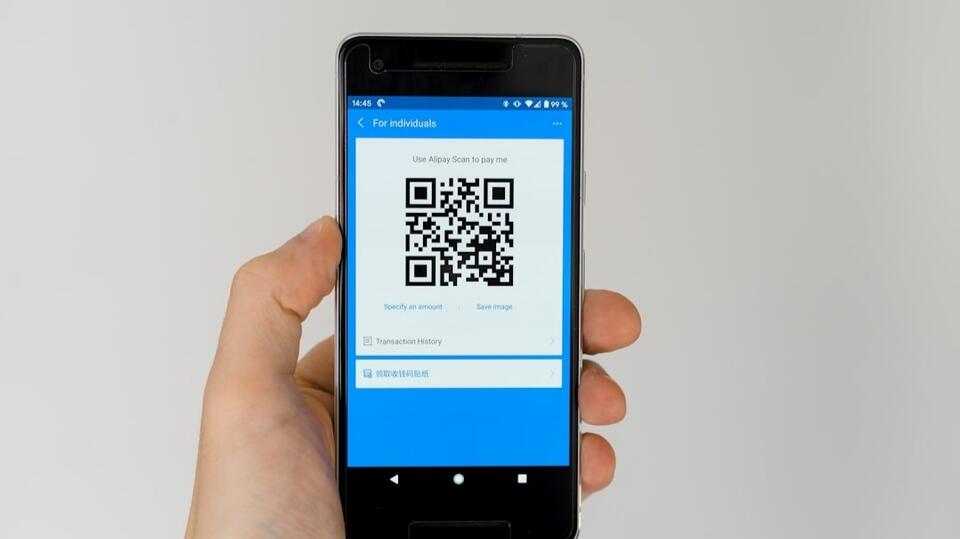 California Rolls Out Digital IDs, QR Check-Ins to Slash Perennially ...