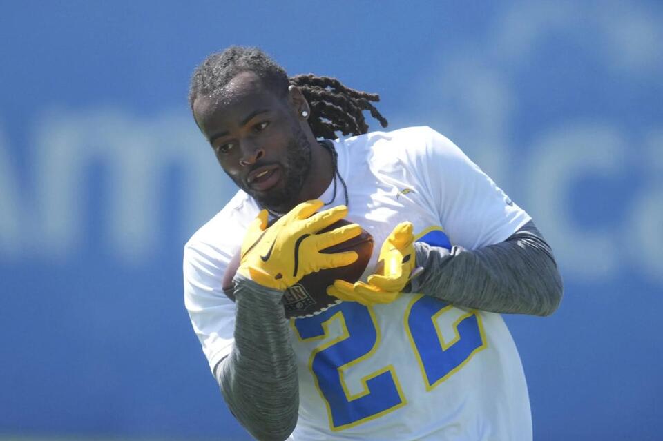 Chargers RB Depth Chart Who Is LA’s RB1 With Both Omarion Hampton and