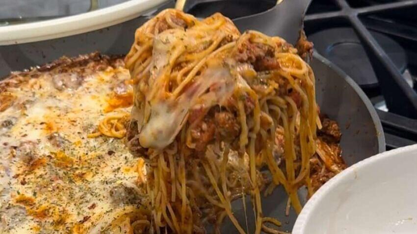Daddy Spaghetti Is the Quick, Cheesy, Comfort Meal Every Family Will ...