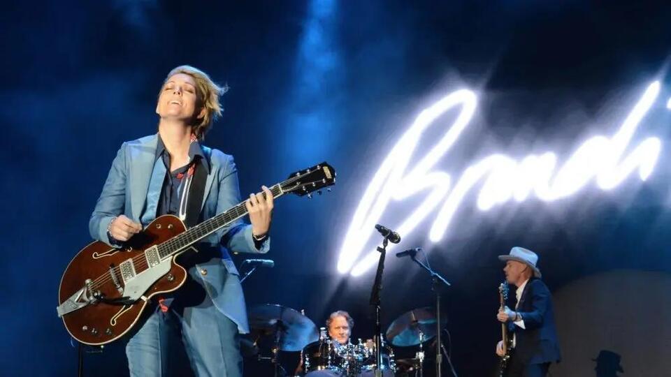 Brandi Carlile Sets 2026 Global The Human Tour NewsBreak 440lza 16SXXaXJ00