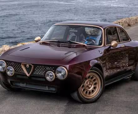 Iconic Auto Sports SP40 Restomod Speedster Pays Tribute To Ford's