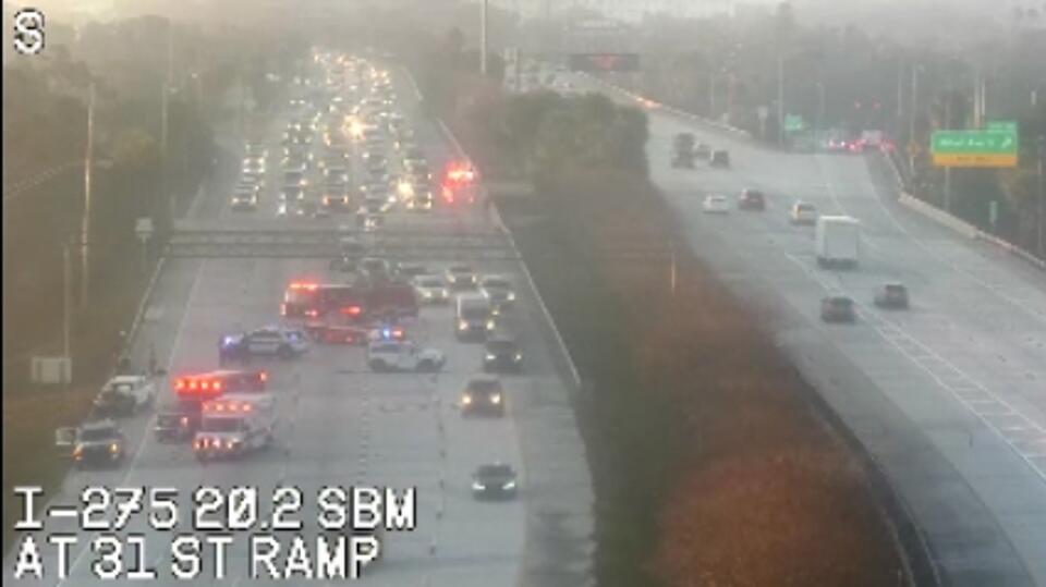Multi-vehicle crash in St. Pete causing major delays on I-275 ...