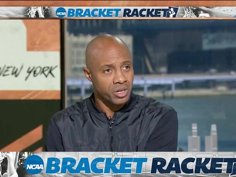 Caitlin Clark praise Jay Williams suggests Iowa star is 'biggest brand in college sports right now'